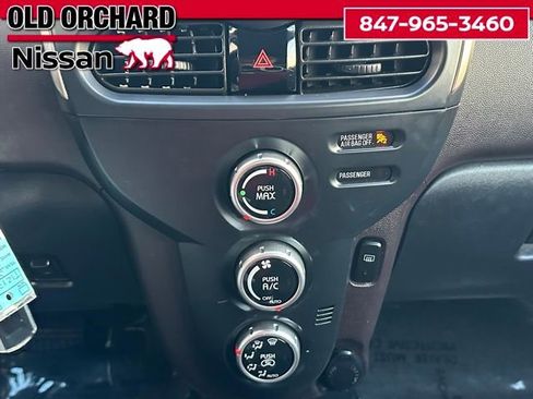 Used 2012 Mitsubishi i SE image 19