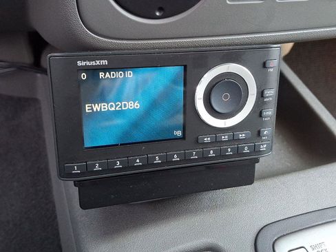 Used 2019 Nissan Frontier SV w/ Value Truck Package RWD image 24