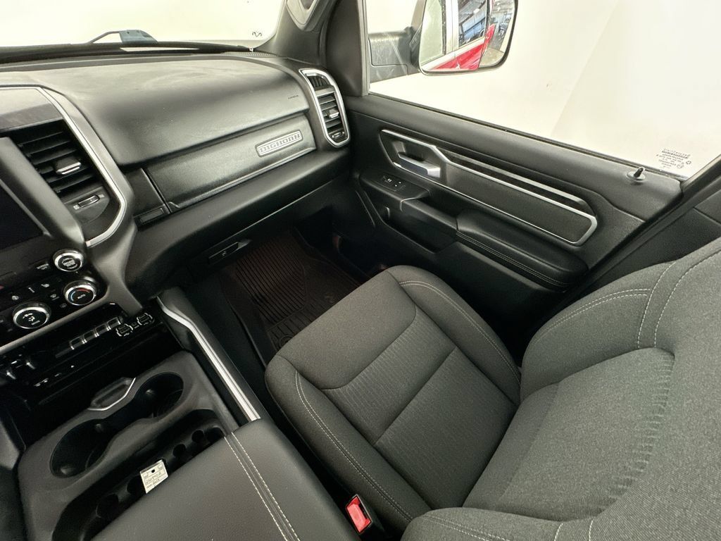 Used 2019 RAM 1500 Big Horn RWD image 11