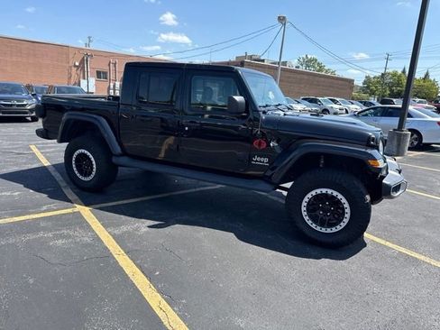 Used 2020 Jeep Gladiator Overland AWD/4WD image 5
