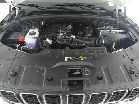 New 2025 Jeep Grand Cherokee Laredo w/ MOPAR Finishing Package image 6