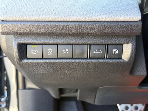 Used 2026 Toyota Camry SE w/ Convenience Package FWD image 21