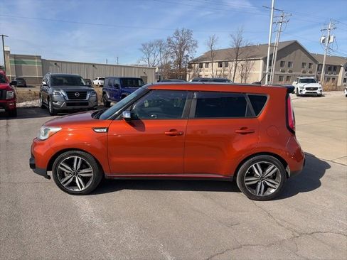 Used 2018 Kia Soul ! w/ Tech Package image 3