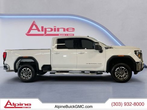 Used 2024 GMC Sierra 2500 SLE AWD/4WD image 6