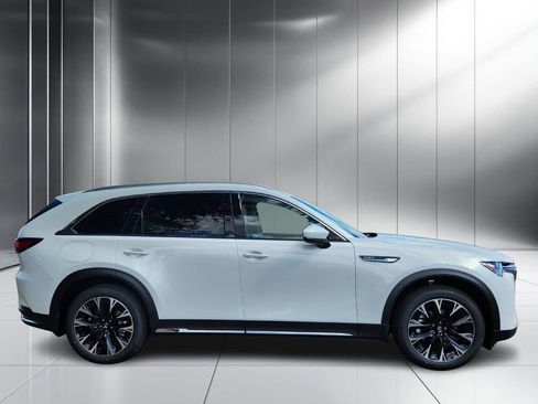 New 2025 MAZDA CX-90 Plug-In Hybrid w/ Premium Plus image 26