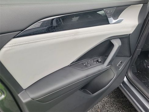 New 2026 Volkswagen Tiguan SE image 22