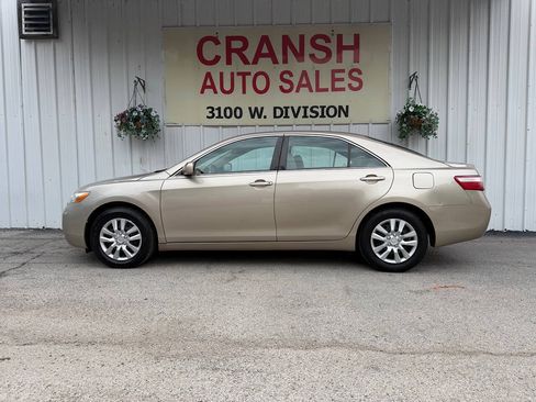 Used 2009 Toyota Camry LE FWD image 10