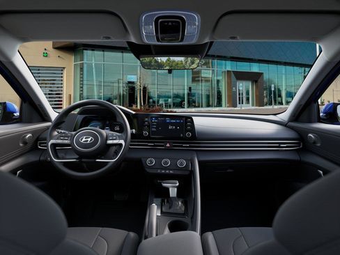 New 2026 Hyundai Elantra SE image 11