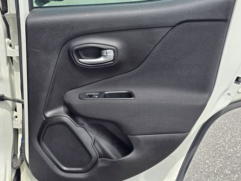 Used 2019 Jeep Renegade Sport FWD image 48