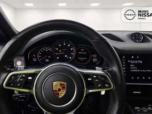 Used 2019 Porsche Cayenne AWD/4WD image 9