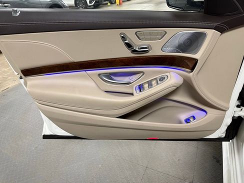 Used 2016 Mercedes-Benz S 550 4MATIC Sedan image 8