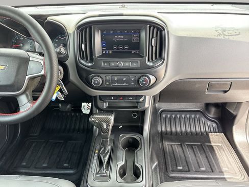 Used 2021 Chevrolet Colorado W/T w/ WT Convenience Package RWD image 13
