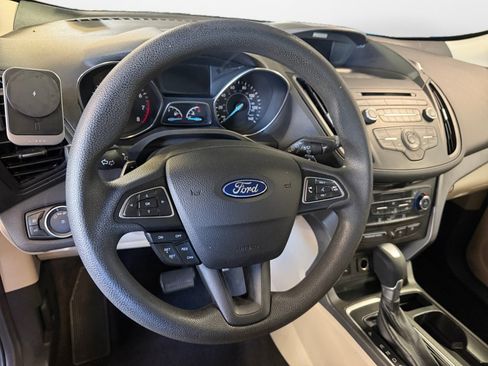 Used 2017 Ford Escape SE AWD/4WD image 13