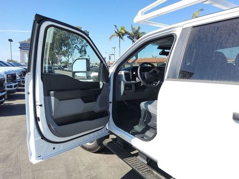 New 2026 Ford F450 XL w/ XL Chrome Package RWD image 5