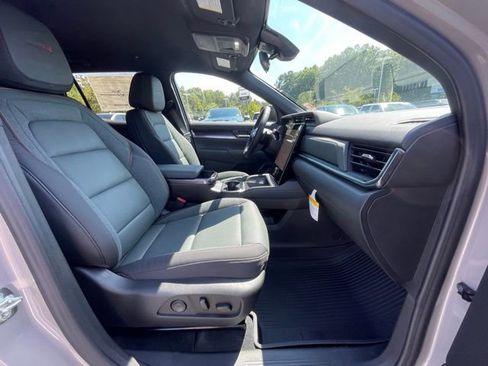 New 2026 GMC Terrain AT4 w/ Convenience Package III image 23