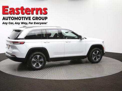 Used 2022 Jeep Grand Cherokee Limited 4xe w/ Luxury Tech Group II AWD/4WD image 47