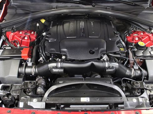 Used 2017 Jaguar F-PACE Prestige AWD/4WD image 37