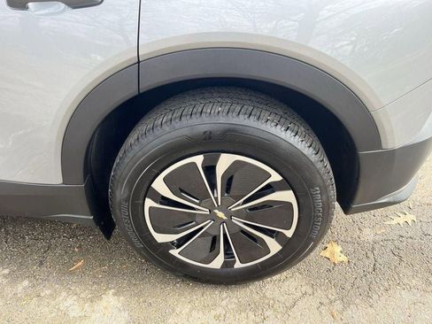 Used 2024 Chevrolet Blazer EV LT image 30