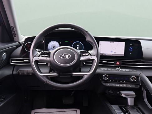 Used 2023 Hyundai Elantra Limited FWD image 20