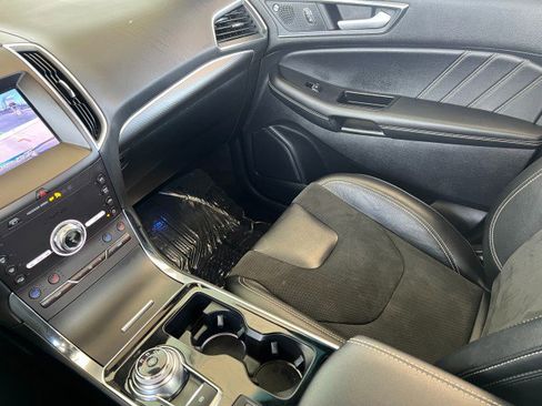 Used 2020 Ford Edge ST w/ Equipment Group 401A image 23