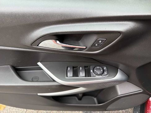 Certified 2024 Chevrolet Trax LS w/ LS Convenience Package FWD image 23