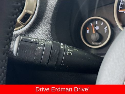 Used 2016 Jeep Wrangler Sahara AWD/4WD image 12