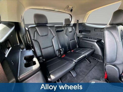 Used 2025 Kia Telluride S AWD/4WD image 29