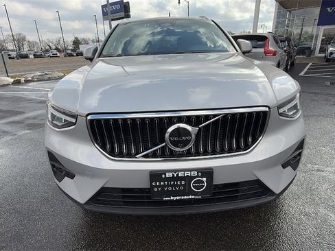 Certified 2025 Volvo XC40 B5 Plus image 33