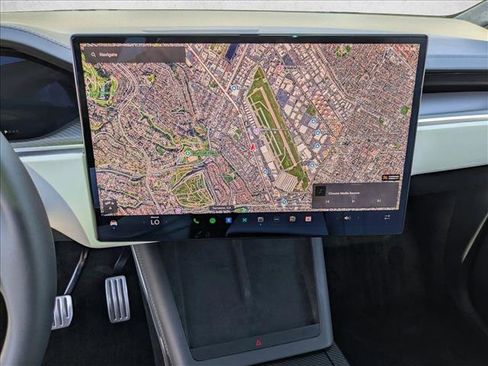 Used 2023 Tesla Model X Plaid image 13