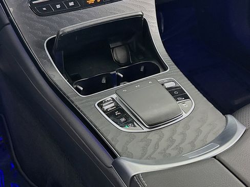 Certified 2022 Mercedes-Benz GLC 300 image 6