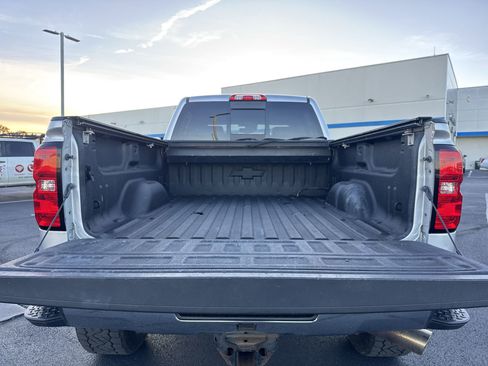 Used 2018 Chevrolet Silverado 2500 LTZ w/ Duramax Plus Package image 24