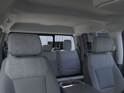 New 2025 Ford F250 XLT w/ Black Appearance Package image 22