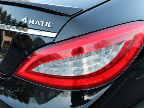 Used 2013 Mercedes-Benz CLS 550 4MATIC image 27