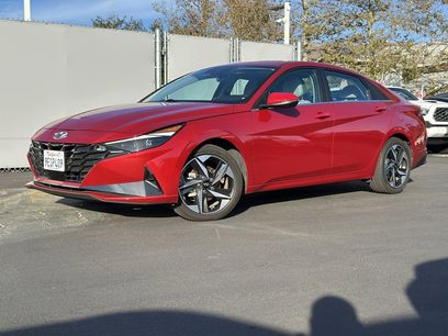 Used 2023 Hyundai Elantra Limited