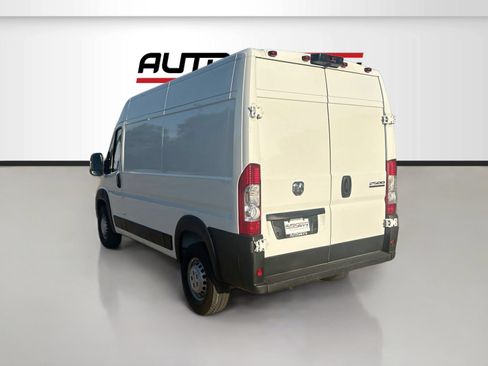 Used 2024 RAM ProMaster 2500 w/ Convenience Group FWD image 5