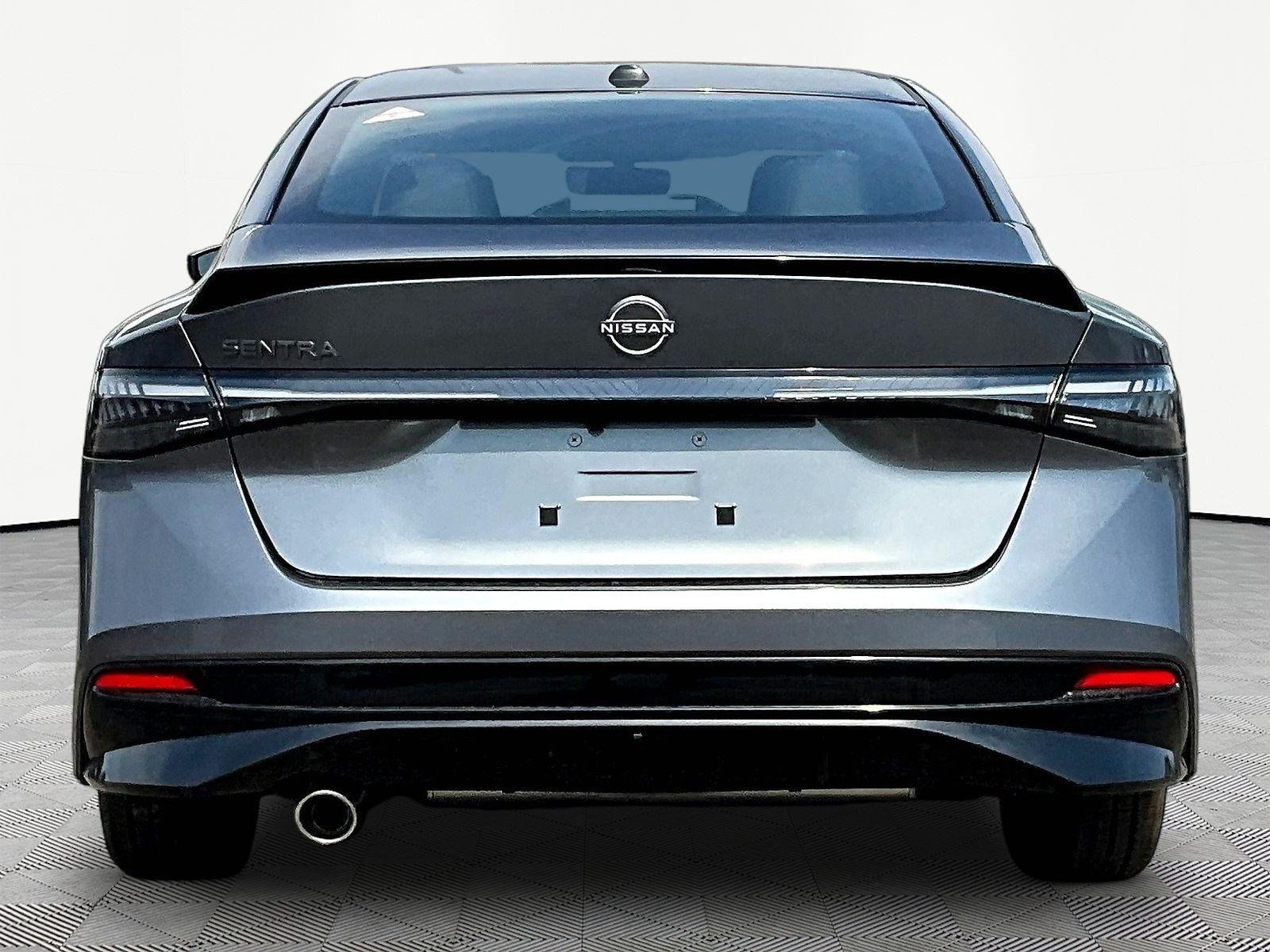 New 2027 Nissan Sentra SR w/ SR Premium Package FWD image 5