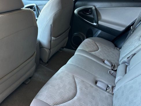 Used 2012 Toyota RAV4 FWD w/ Value Pkg image 12