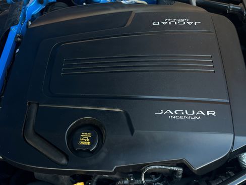 Used 2019 Jaguar F-TYPE Convertible image 45