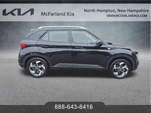 Used 2022 Hyundai Venue SEL image 8