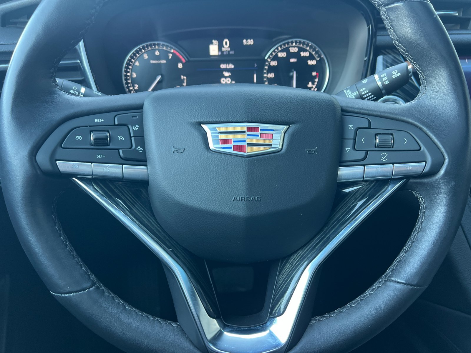 Certified 2025 Cadillac XT6 Premium Luxury FWD image 24