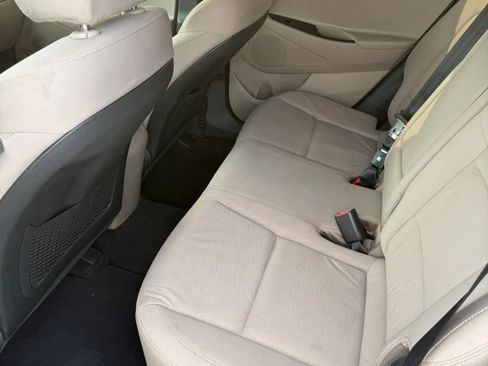 Used 2020 Hyundai Tucson Value FWD image 14