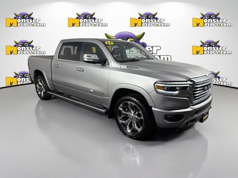 Used 2022 RAM 1500 Limited w/ Body-Colour Bumper Group AWD/4WD image 3