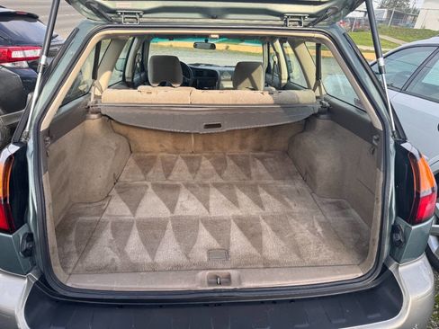 Used 2003 Subaru Outback Wagon AWD/4WD image 16