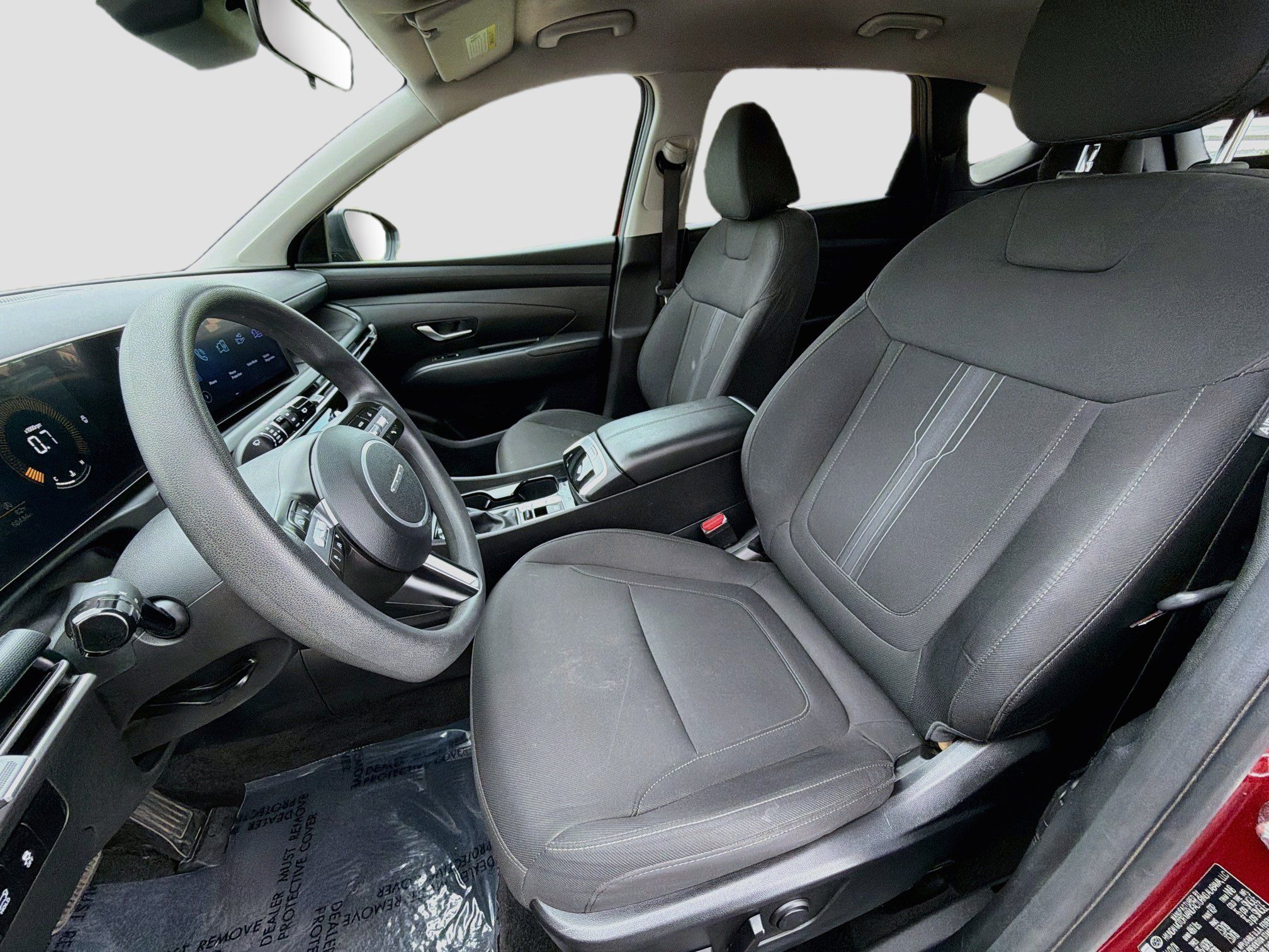 Used 2025 Hyundai Tucson SEL AWD/4WD image 13