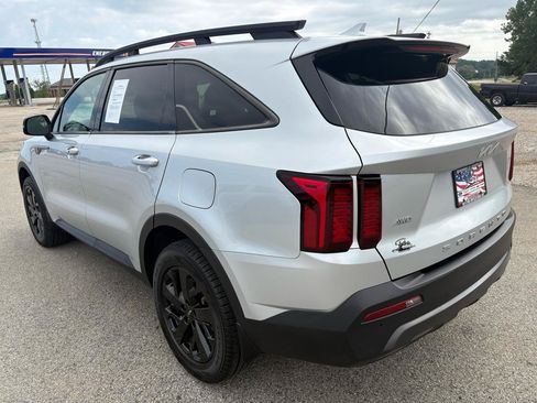 Used 2022 Kia Sorento S AWD/4WD image 5
