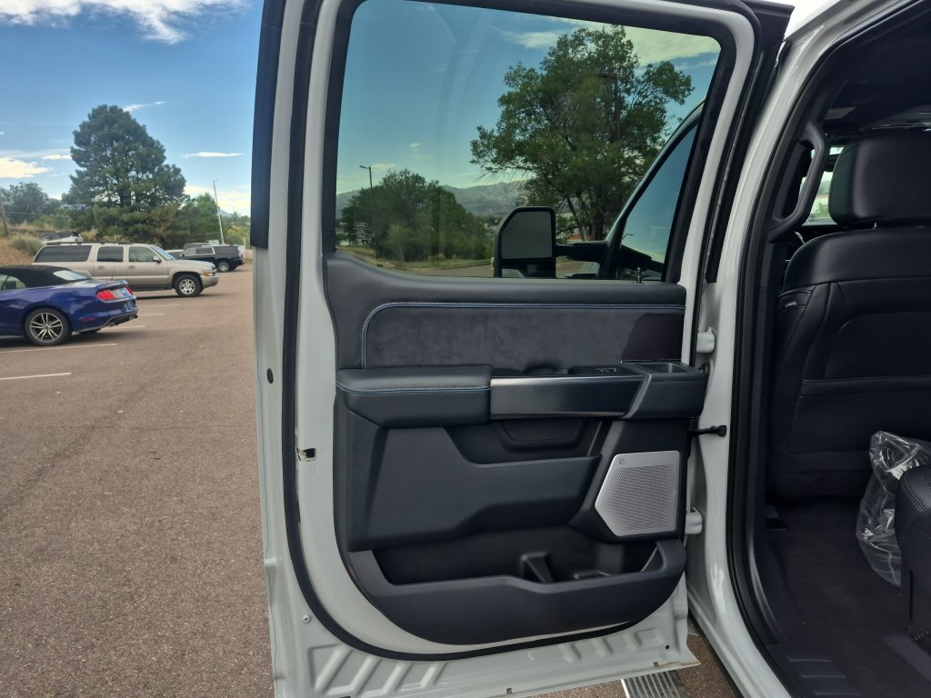 New 2026 Ford F250 Platinum AWD/4WD image 18