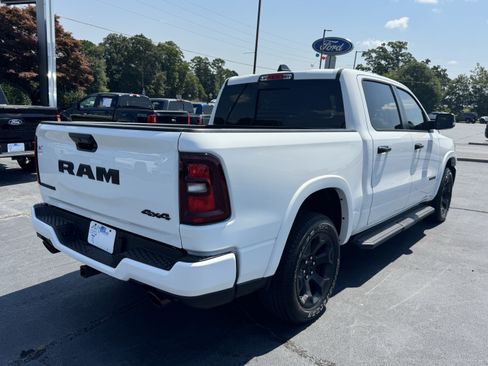 Used 2026 RAM 1500 Big Horn AWD/4WD image 5