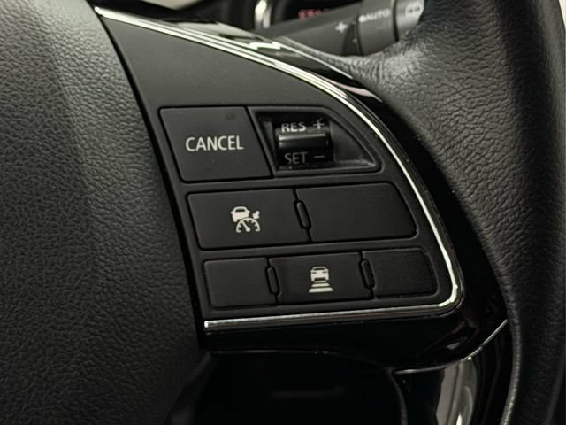 Used 2025 Mitsubishi Eclipse Cross AWD image 32