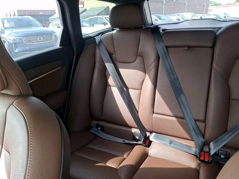 Certified 2024 Volvo V90 B6 Cross Country Plus w/ Protection Package Premier AWD/4WD image 13
