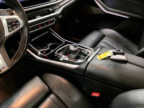 Used 2023 BMW X7 xDrive40i w/ M Sport Package image 19